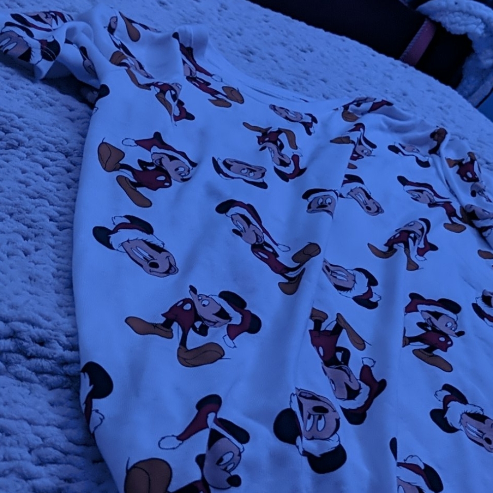 Mickey mouse t-shirt